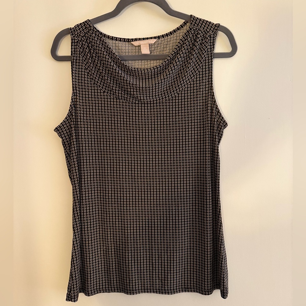 Banana Republic Black and Beige Geometric Sleeveless Blouse Cowl Neck Workwear